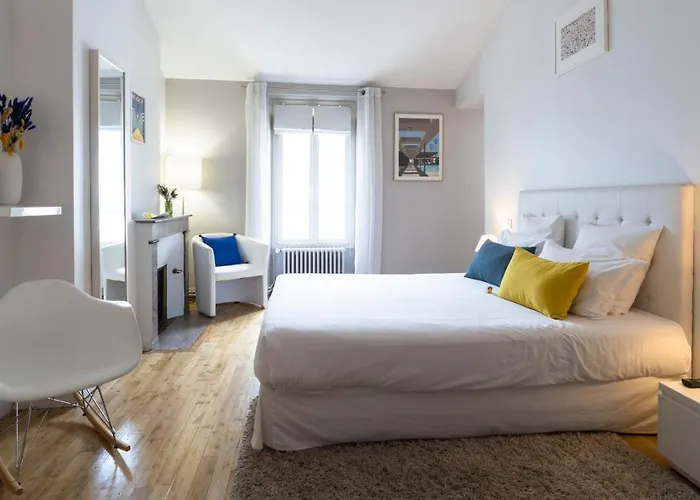 Bed & Breakfast La Maison De Marc Poitiers