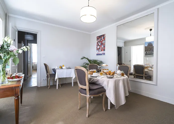 Bed & Breakfast La Maison De Marc 3*