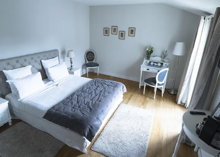 La Maison De Marc Bed and breakfast Poitiers